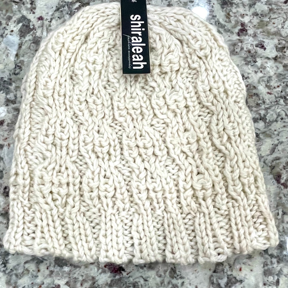 NWT winter hat
